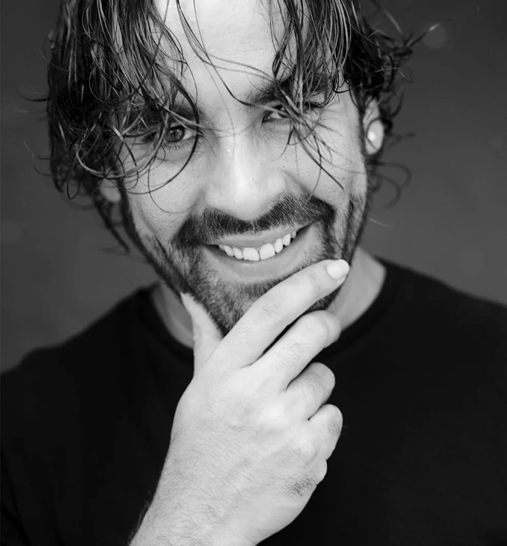 Daniel Casares