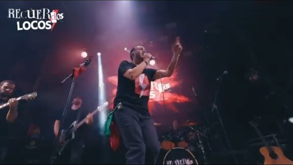 Recuerdos Locos en directo